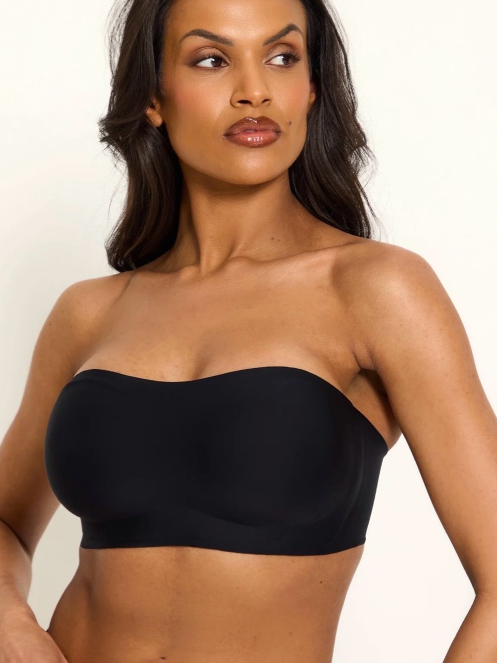 Strapless Seamless Push Up Bra - Size: M